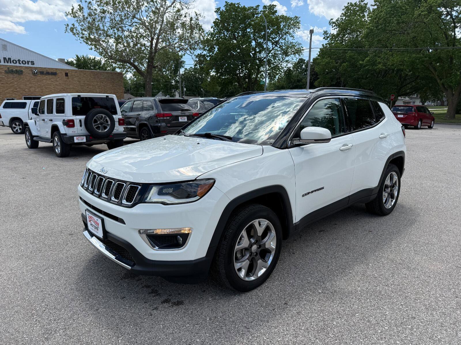 Used 2020 Jeep Compass Limited w/ Safety & Security Group AWD/4WD video 1