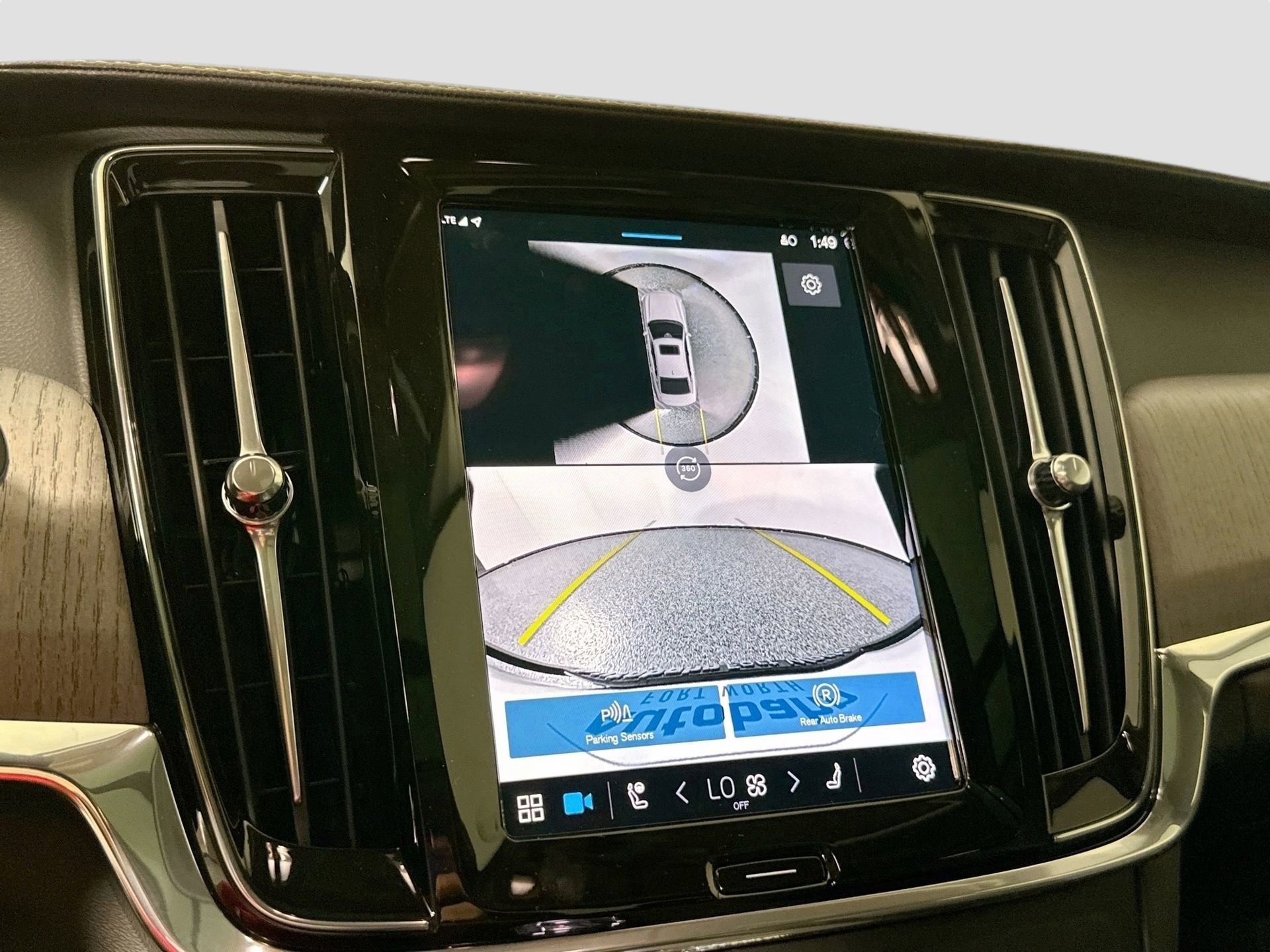 New 2025 Volvo S90 B6 Ultra w/ Lounge Package image 13