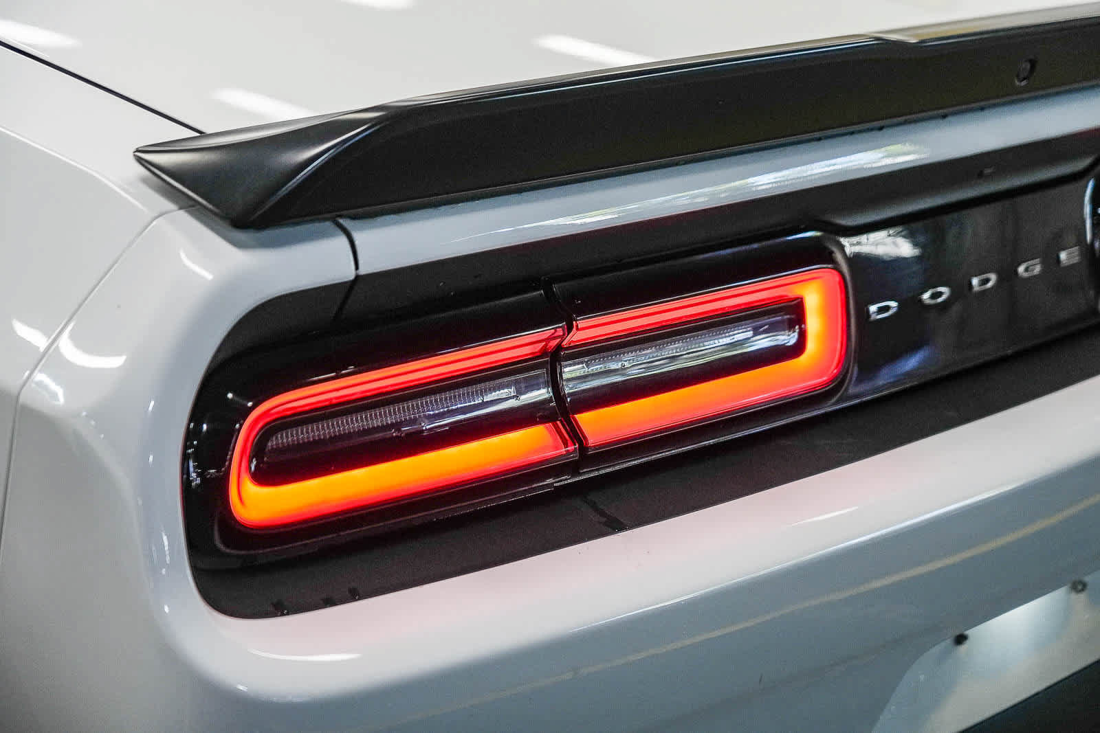 Used 2023 Dodge Challenger SXT RWD image 9