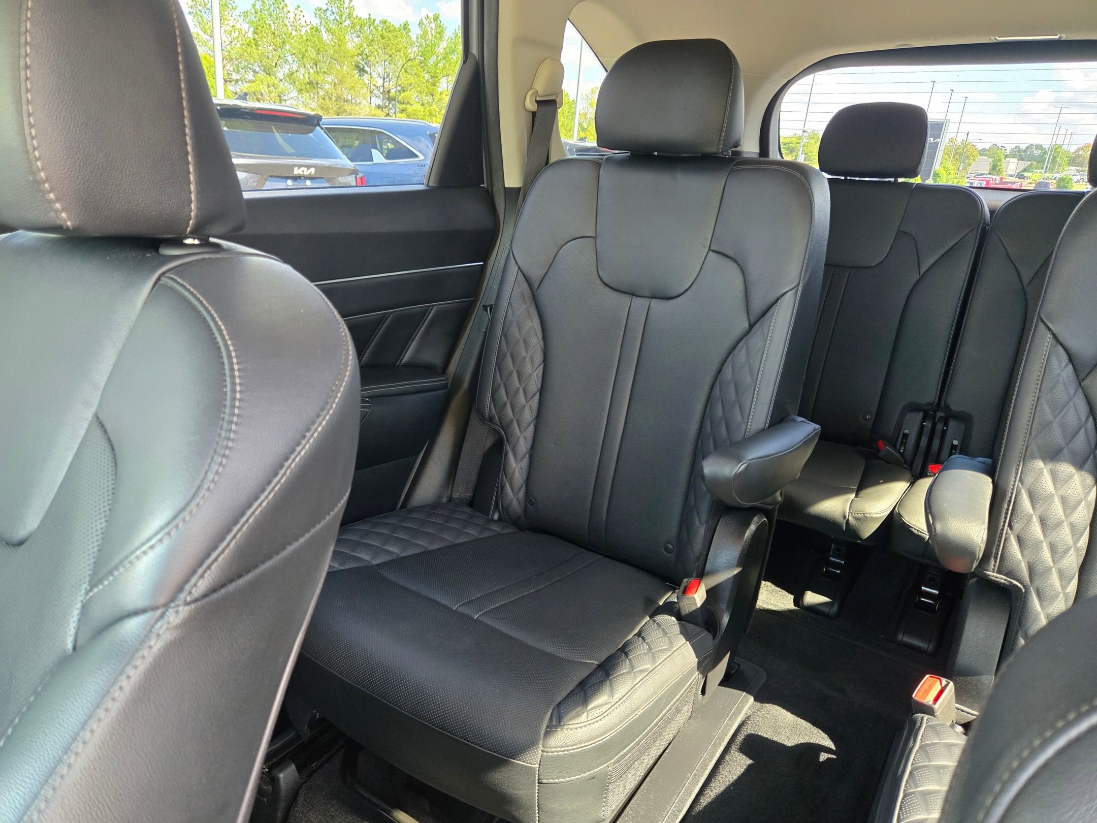 Used 2022 Kia Sorento SX image 12