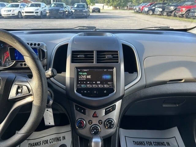 Used 2013 Chevrolet Sonic LT image 12