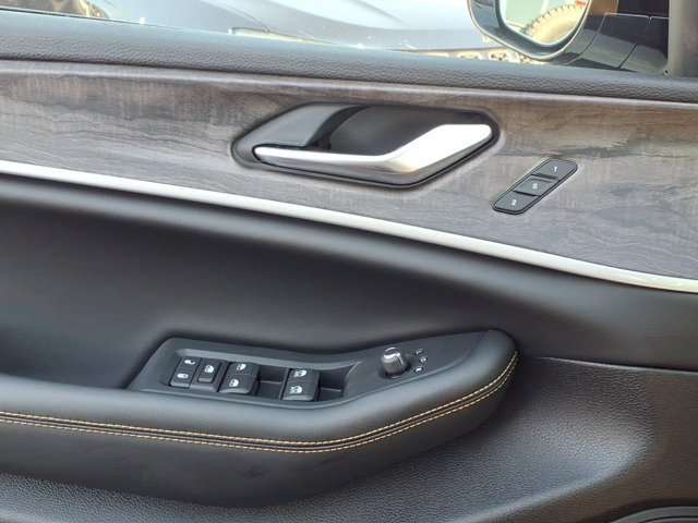 New 2026 Jeep Grand Cherokee L Limited AWD/4WD image 12
