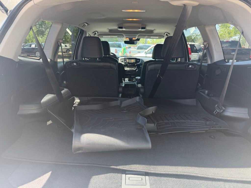 Used 2019 Honda Pilot Touring image 7