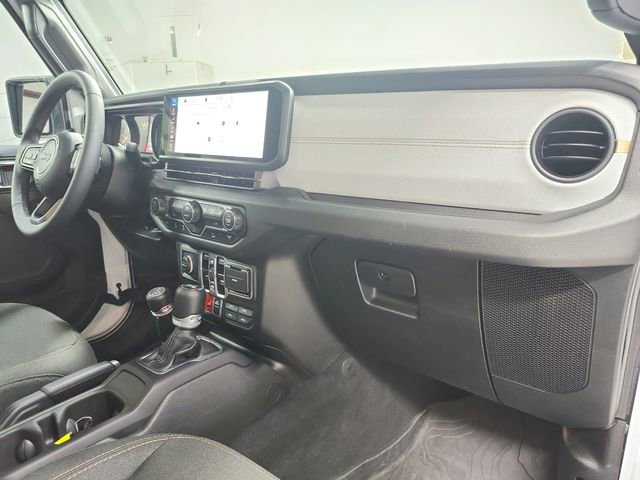 Used 2025 Jeep Wrangler Unlimited Sport AWD/4WD image 37