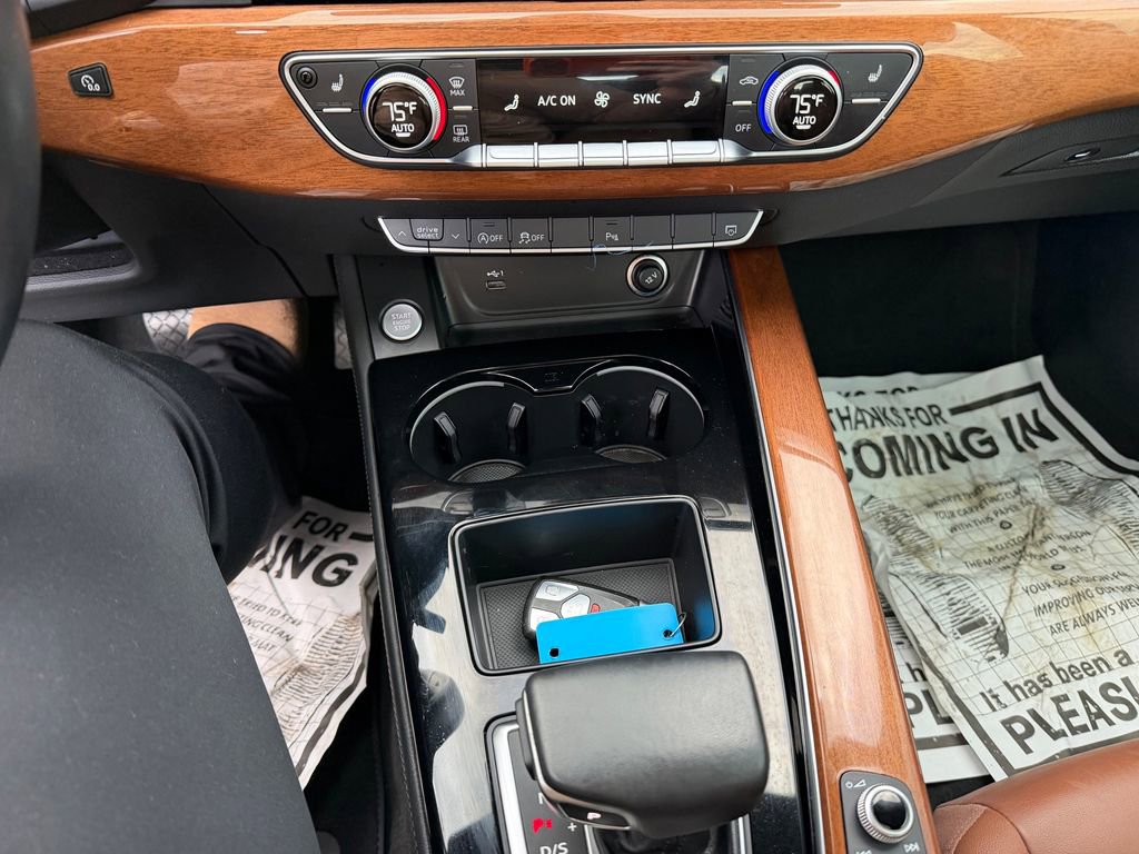 Used 2022 Audi A4 2.0T Premium Plus w/ Premium Plus Package AWD/4WD image 18