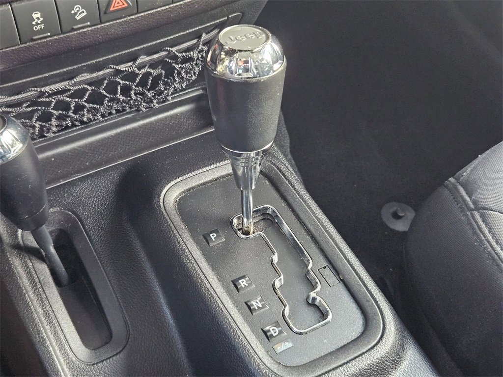 Used 2016 Jeep Wrangler Unlimited Sport image 29