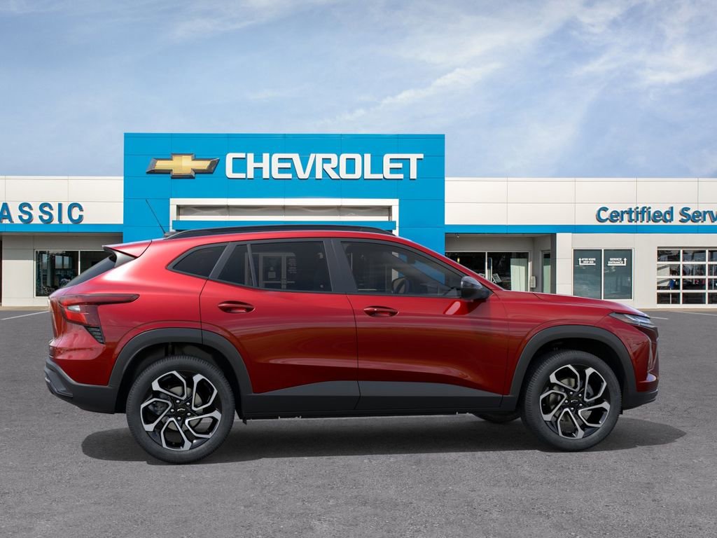 New 2026 Chevrolet Trax RS w/ Driver Confidence Package FWD image 5