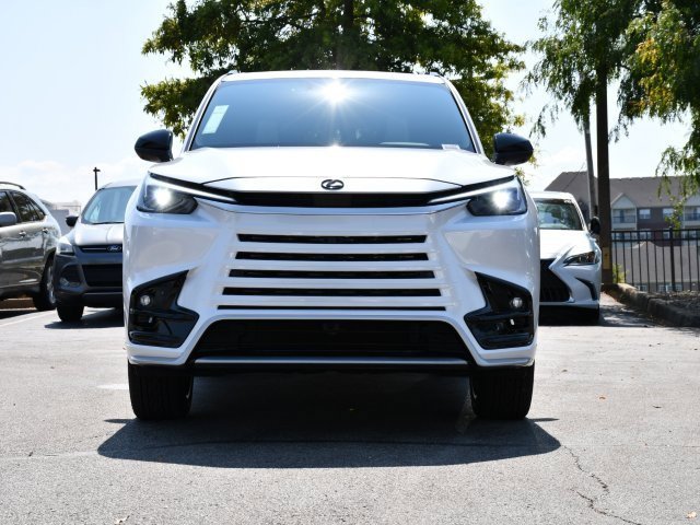 New 2026 Lexus TX 500h AWD image 2