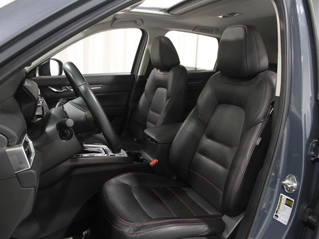 Used 2021 MAZDA CX-5 Carbon Edition image 5