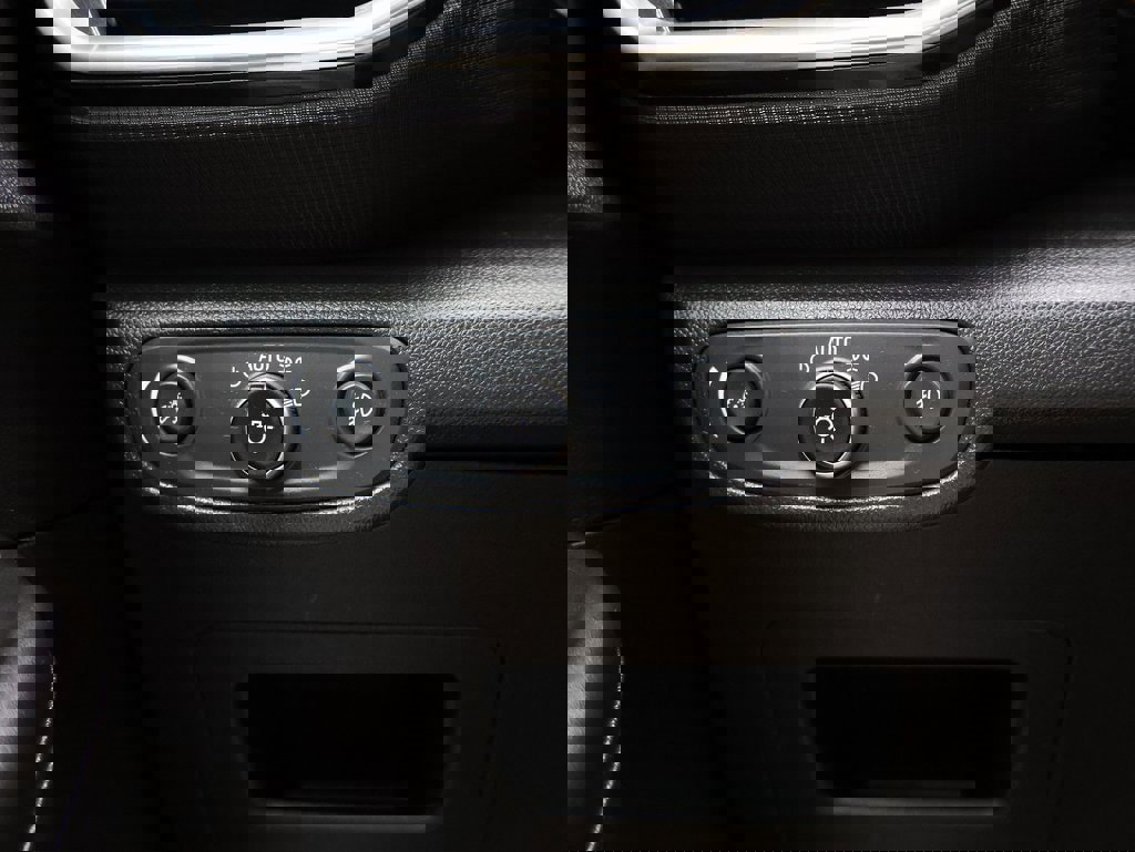 Used 2022 Chevrolet TrailBlazer LT w/ Driver Confidence Package image 31