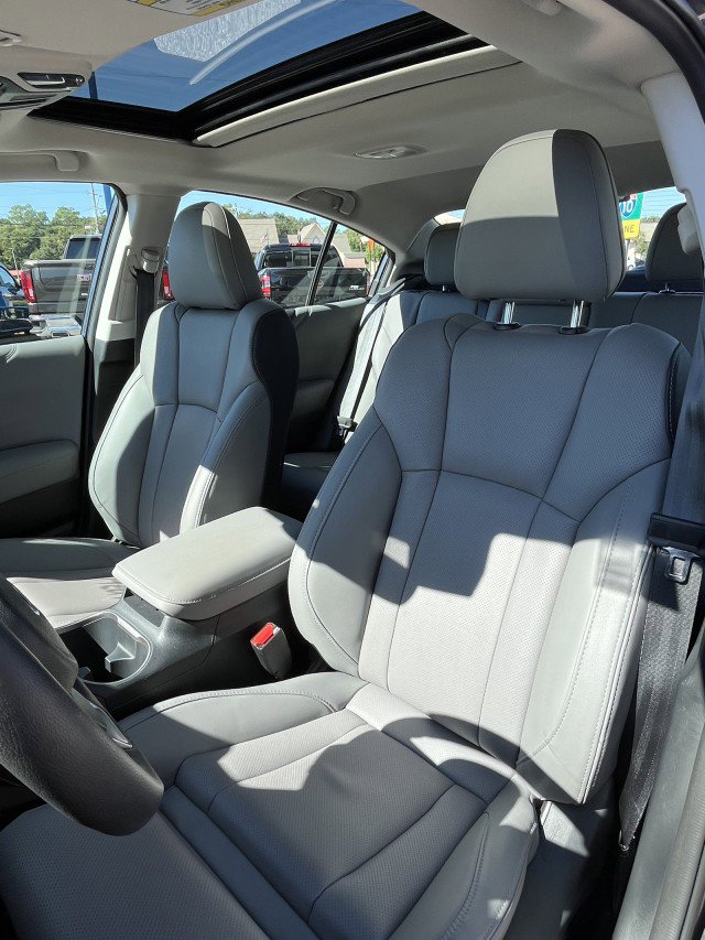 Certified 2025 Subaru Legacy Limited w/ Popular Package #3 image 17