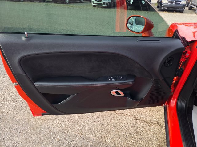 Used 2017 Dodge Challenger SRT RWD image 10