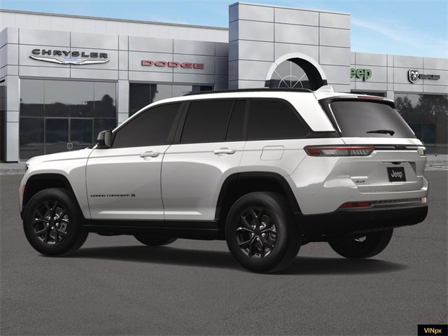 New 2025 Jeep Grand Cherokee Laredo image 4