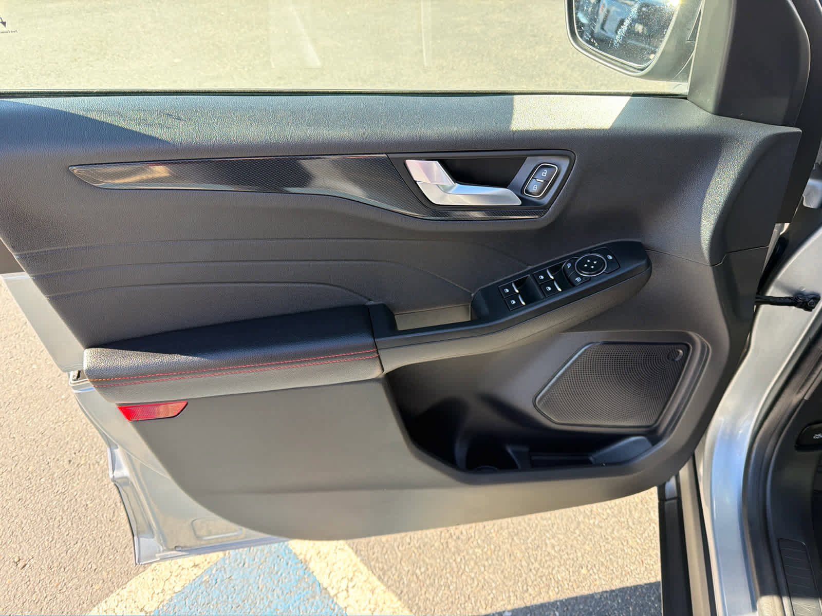 Used 2024 Ford Escape ST-Line image 22