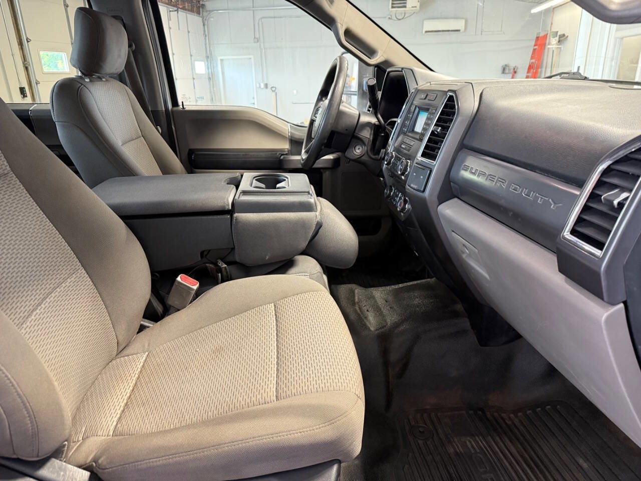 Used 2017 Ford F350 XLT AWD/4WD image 8