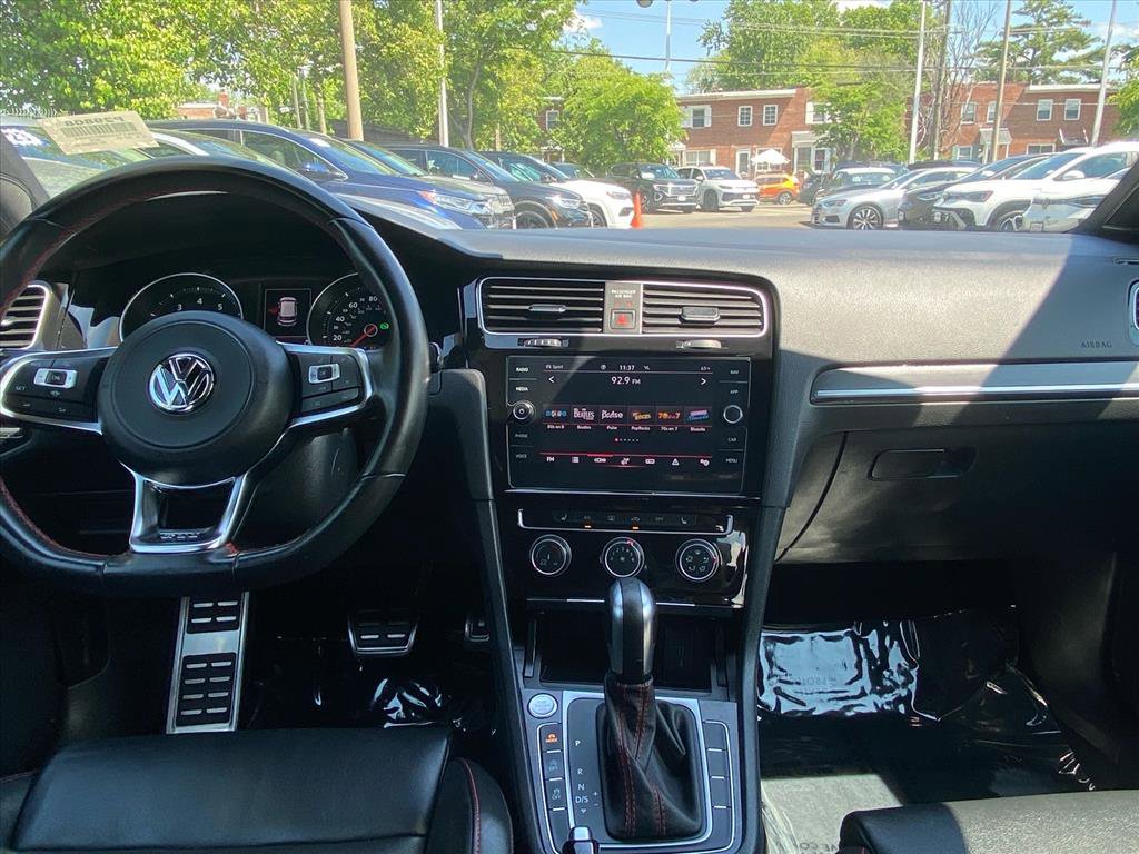 Used 2021 Volkswagen GTI SE FWD image 11