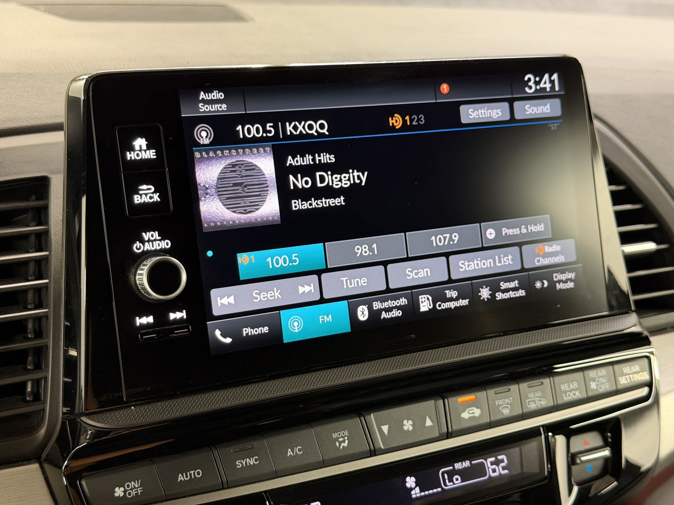 Certified 2025 Honda Odyssey Sport-L image 21