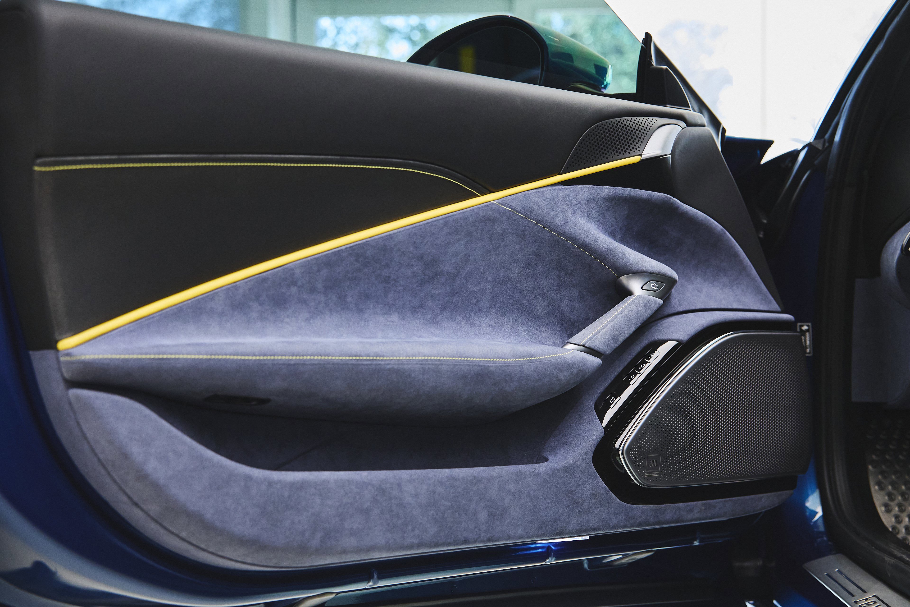 Used 2024 Ferrari Roma image 29