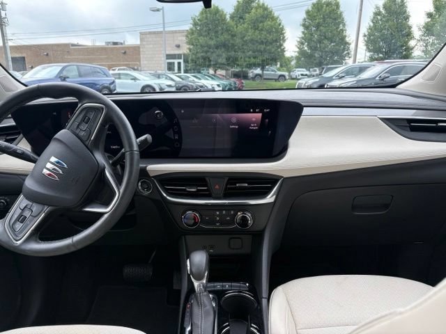 Certified 2024 Buick Encore GX Preferred FWD image 22
