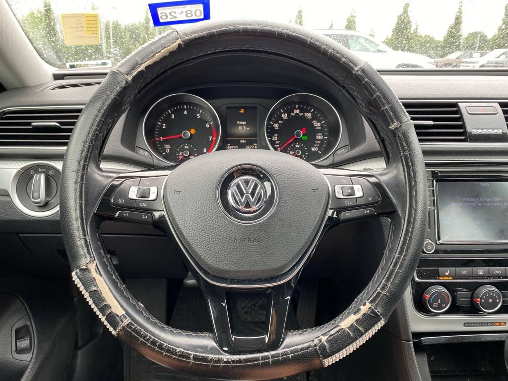 Used 2019 Volkswagen Passat 2.0T Wolfsburg w/ Wheels & Sunroof Package FWD image 11