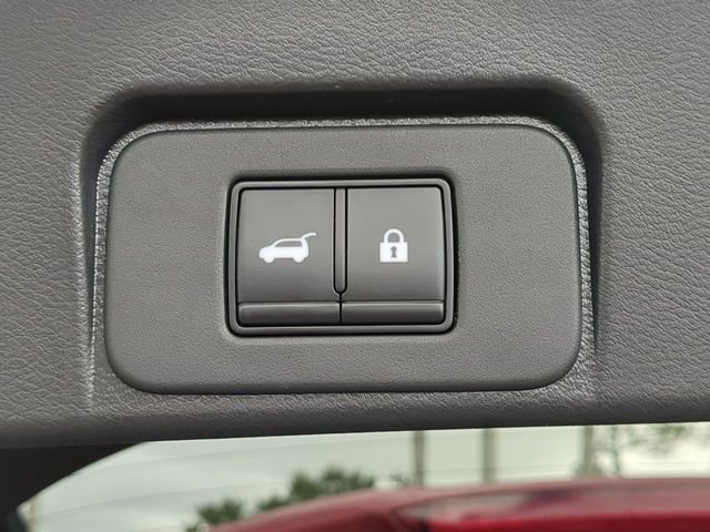 Used 2023 Nissan Rogue SL w/ SL Premium Package image 15