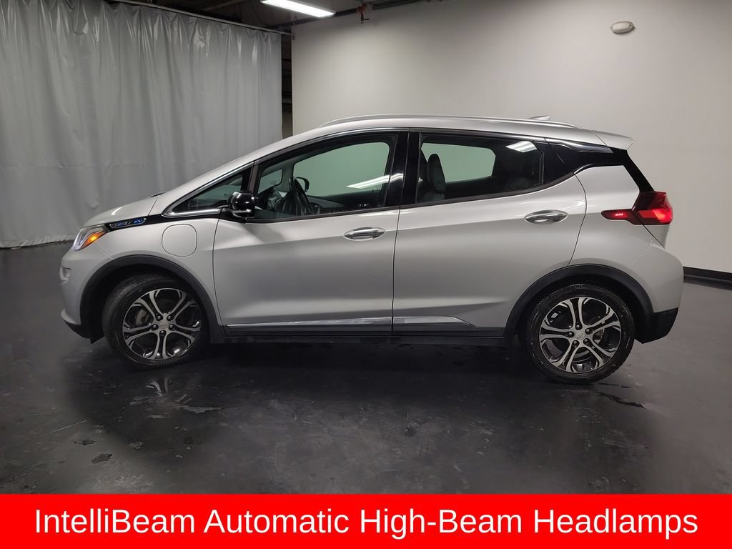 Used 2017 Chevrolet Bolt Premier w/ Driver Confidence II Package FWD image 6