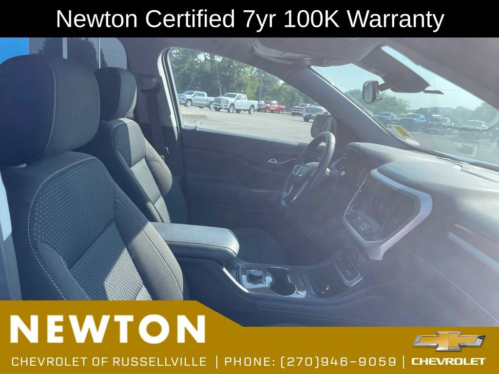 Used 2023 GMC Acadia SLE FWD image 11