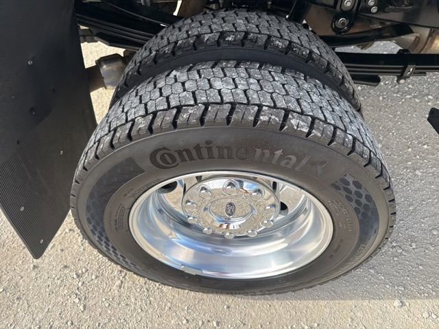 Used 2025 Ford F450 XLT w/ 360-Degree Camera Package image 25