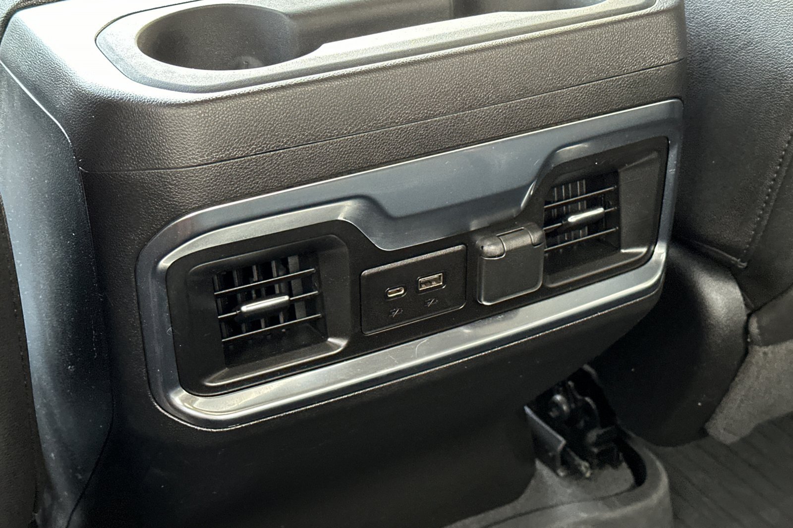 Used 2022 Chevrolet Silverado 2500 LTZ w/ LTZ Premium Package AWD/4WD image 15