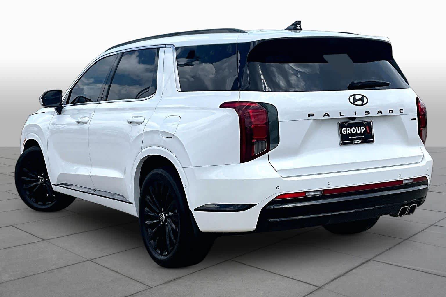 Used 2025 Hyundai Palisade Calligraphy AWD/4WD image 11