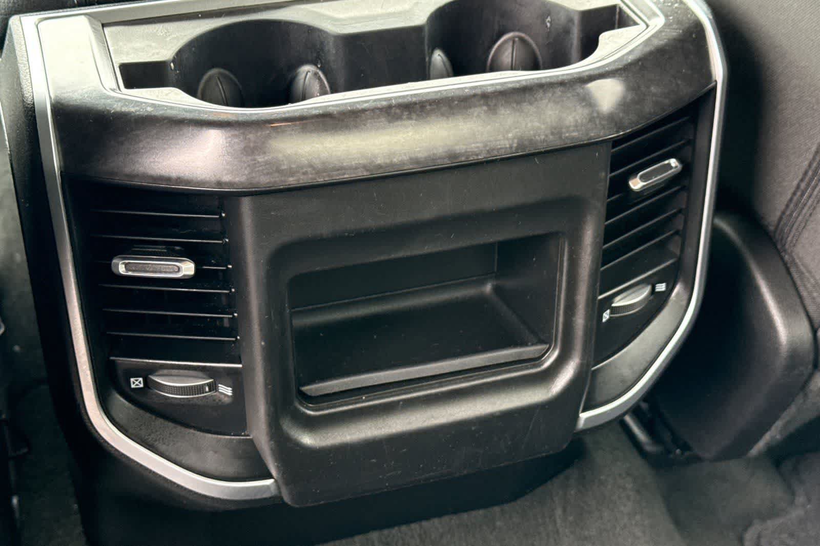 Used 2022 RAM 1500 Big Horn AWD/4WD image 15