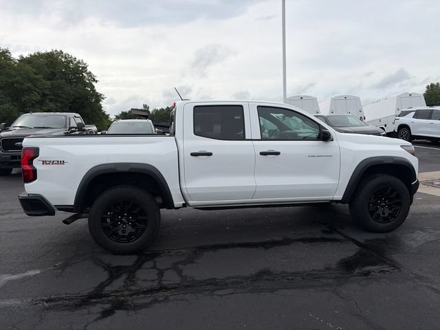 Used 2024 Chevrolet Colorado Trail Boss w/ Technology Package AWD/4WD image 9