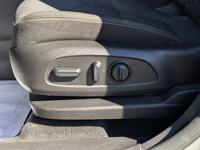 Used 2019 Chevrolet Equinox LT image 20