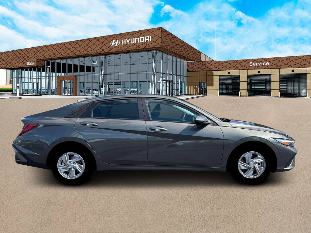 Used 2026 Hyundai Elantra SE image 9