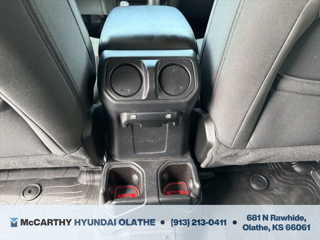 Used 2021 Jeep Wrangler Unlimited Sport AWD/4WD image 26