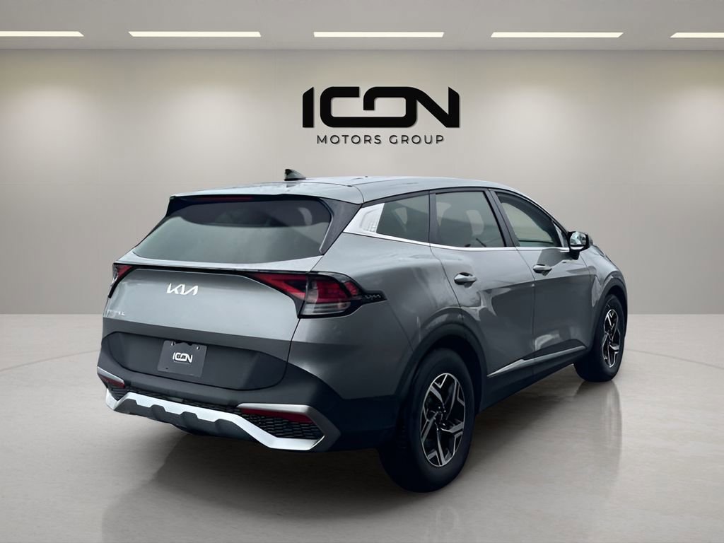 Used 2025 Kia Sportage LX image 5