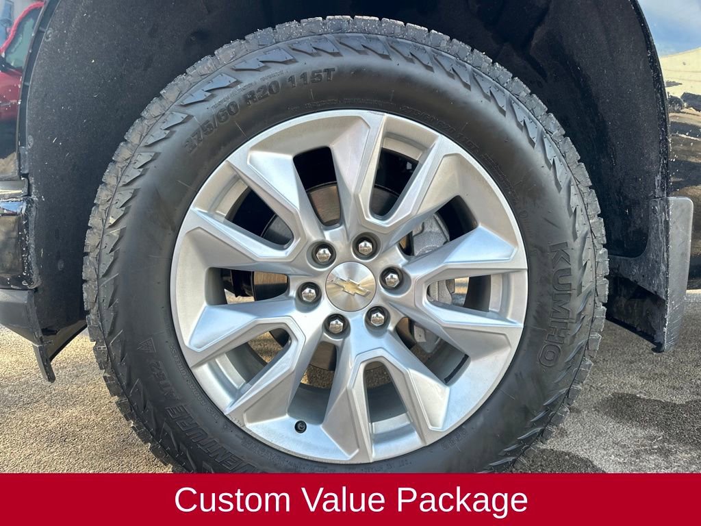 Used 2020 Chevrolet Silverado 1500 Custom w/ Custom Value Package image 13