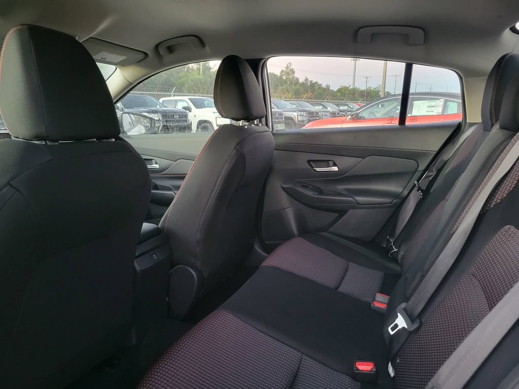 New 2026 Nissan Sentra SR w/ Floor Mat Package FWD image 5