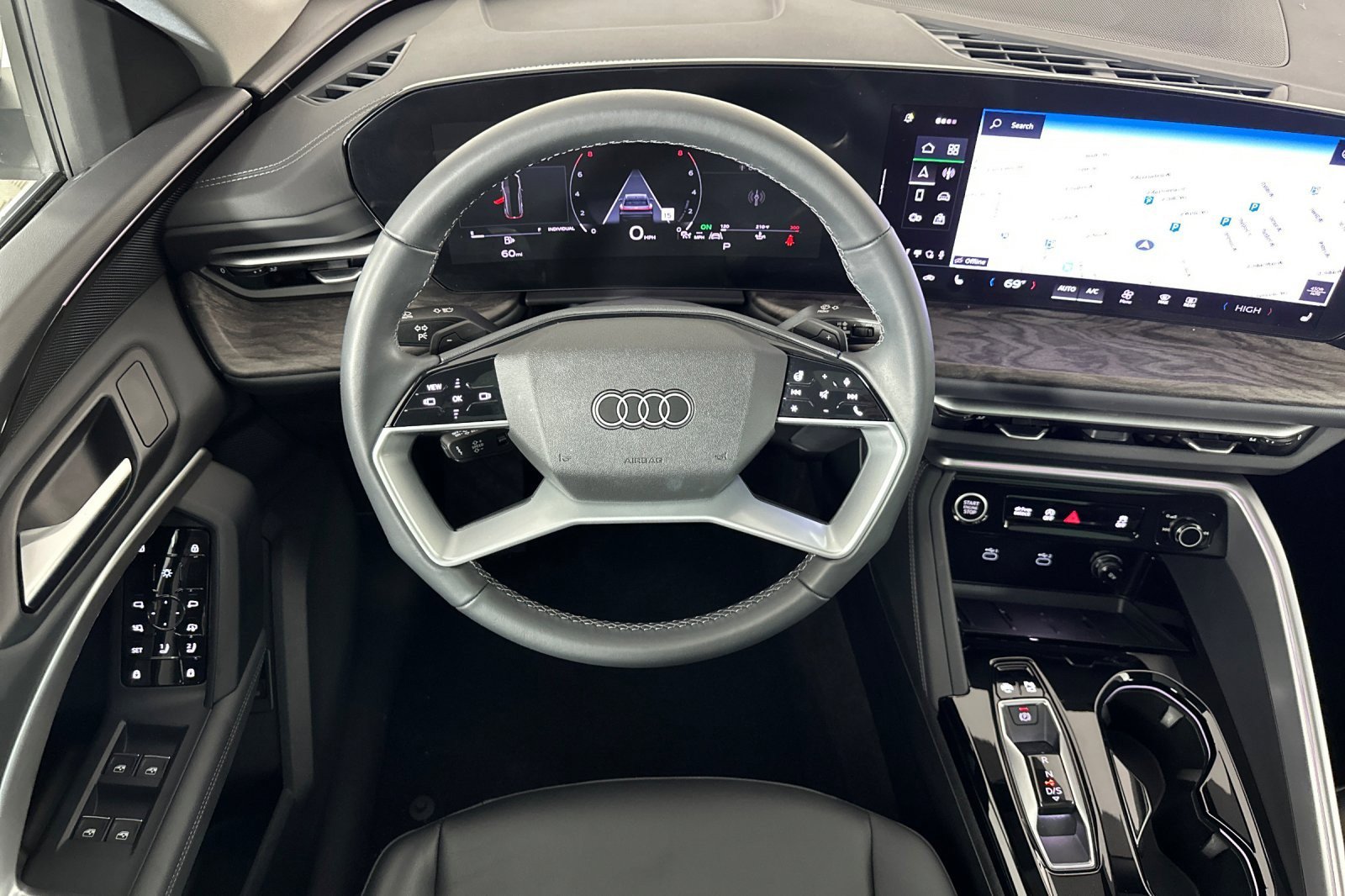 Used 2025 Audi Q5 Premium w/ Convenience Package image 13