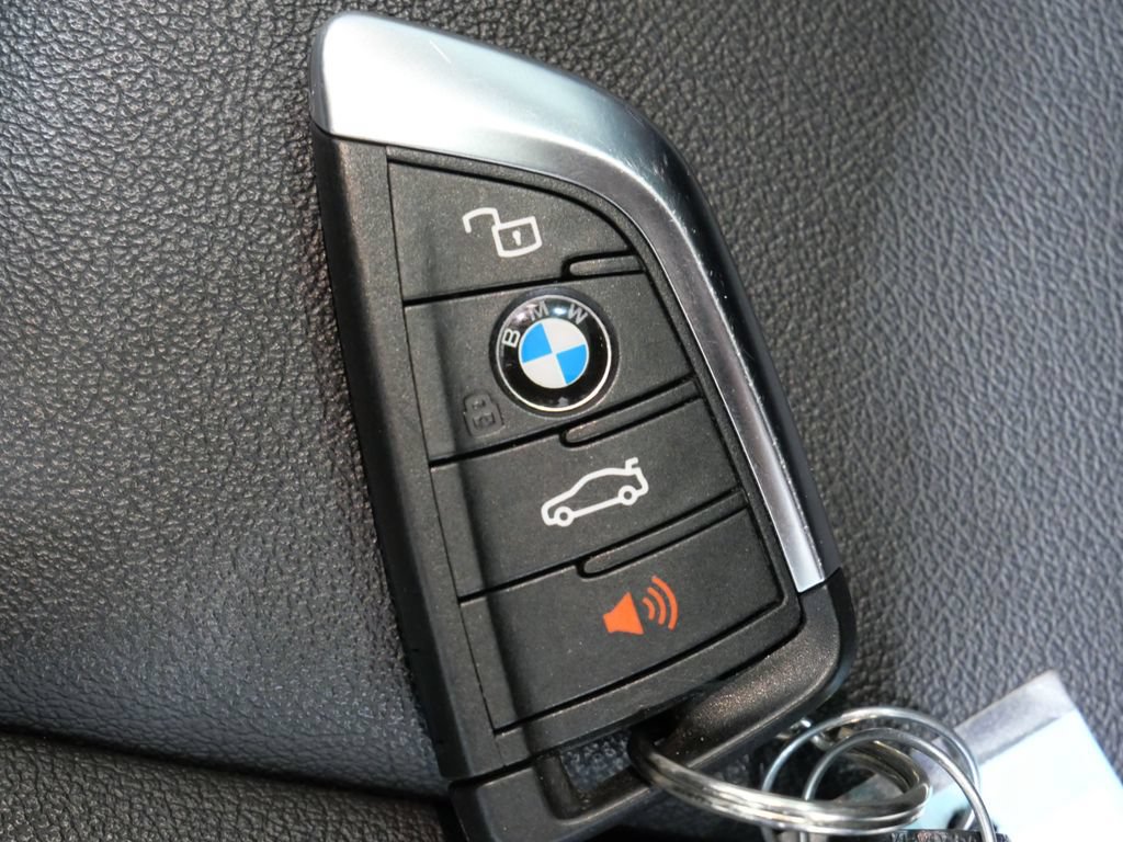 Used 2021 BMW 330e xDrive w/ Premium Package AWD/4WD image 28