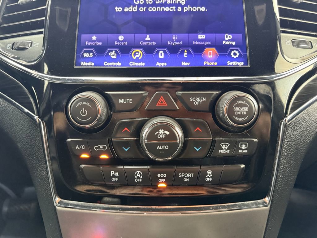 Used 2019 Jeep Grand Cherokee Limited RWD image 26