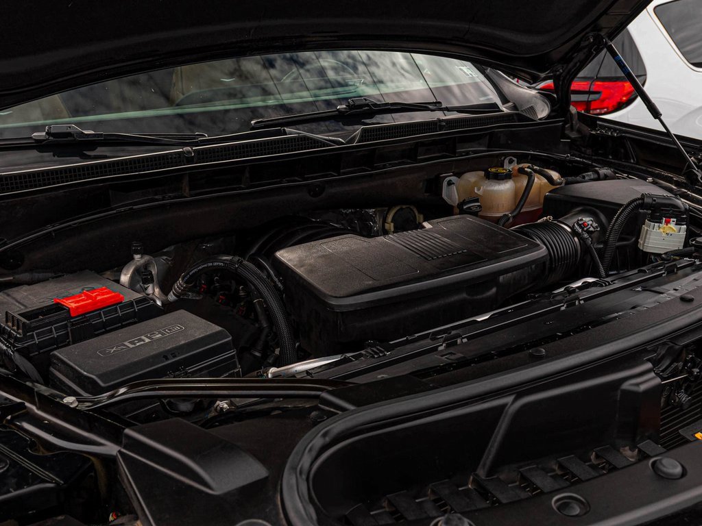 Used 2023 Cadillac Escalade ESV Sport w/ LPO, Floor Liner Package image 37