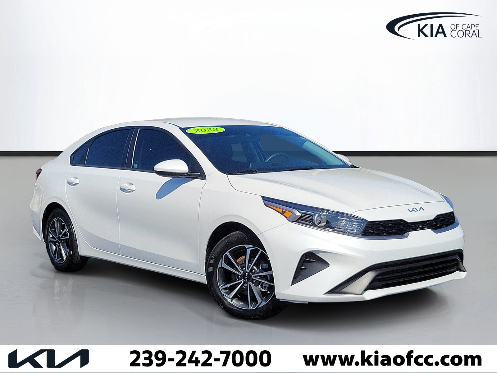 Certified 2023 Kia Forte LXS FWD image 1