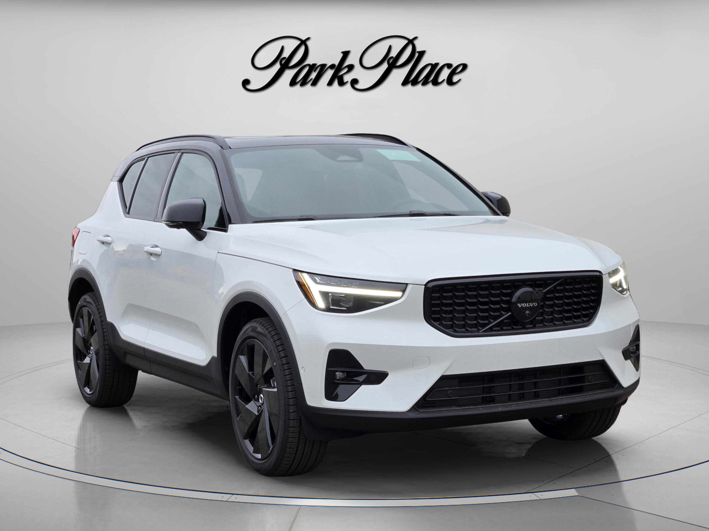 New 2026 Volvo XC40 B5 Ultra w/ Protection Package Premier AWD/4WD image 8