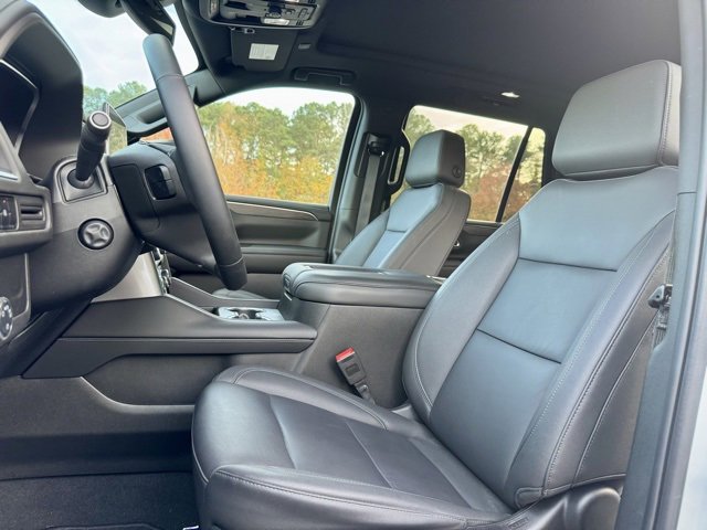 Used 2024 Chevrolet Tahoe LT w/ Luxury Package image 26