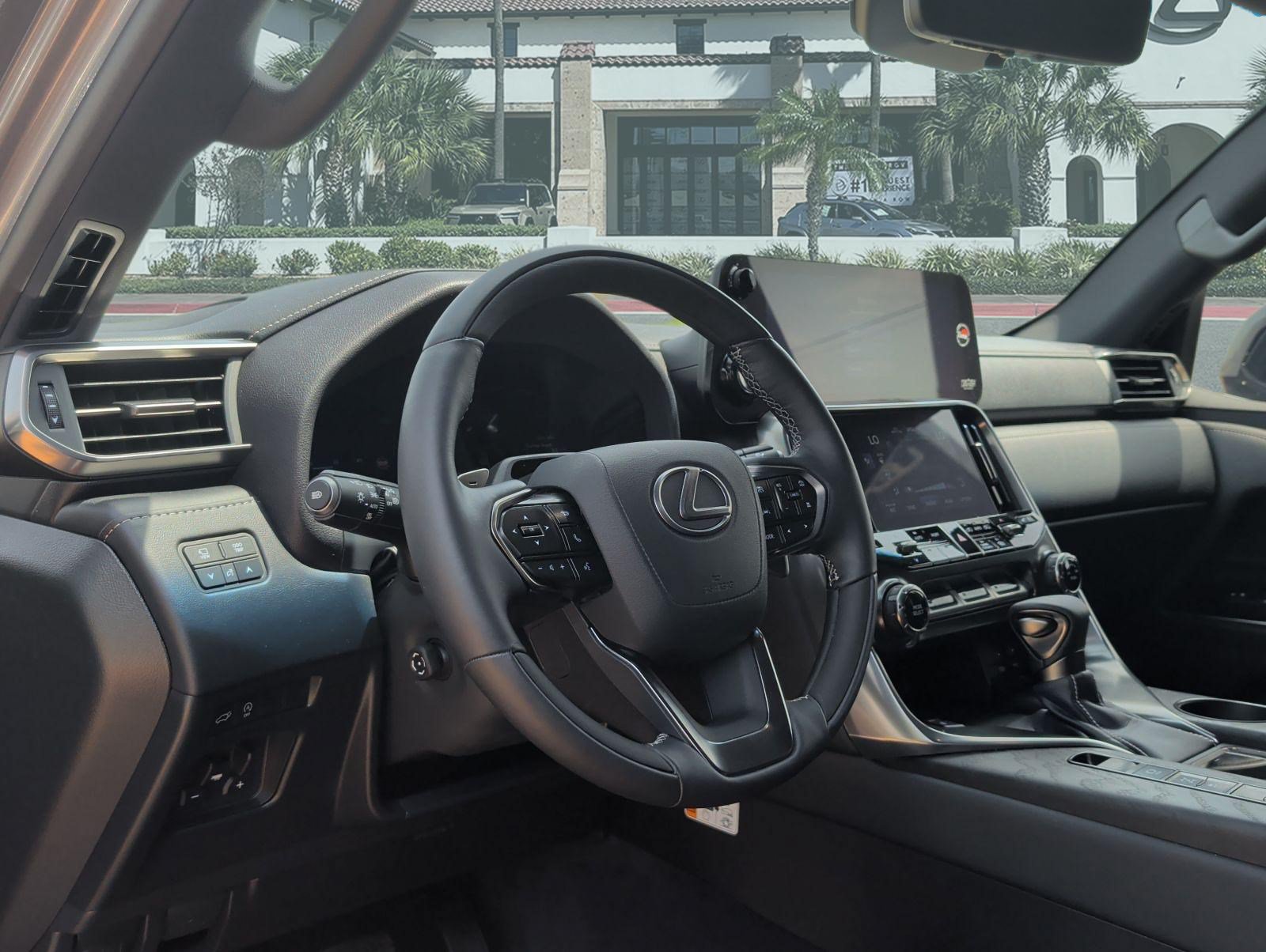 Certified 2026 Lexus LX 600 4WD w/ Accessory Package (Z1) image 12