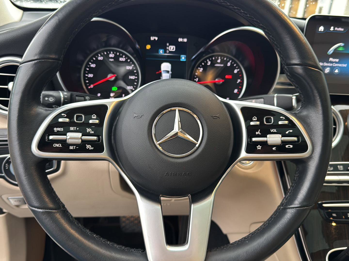 Used 2021 Mercedes-Benz GLC 300 image 17