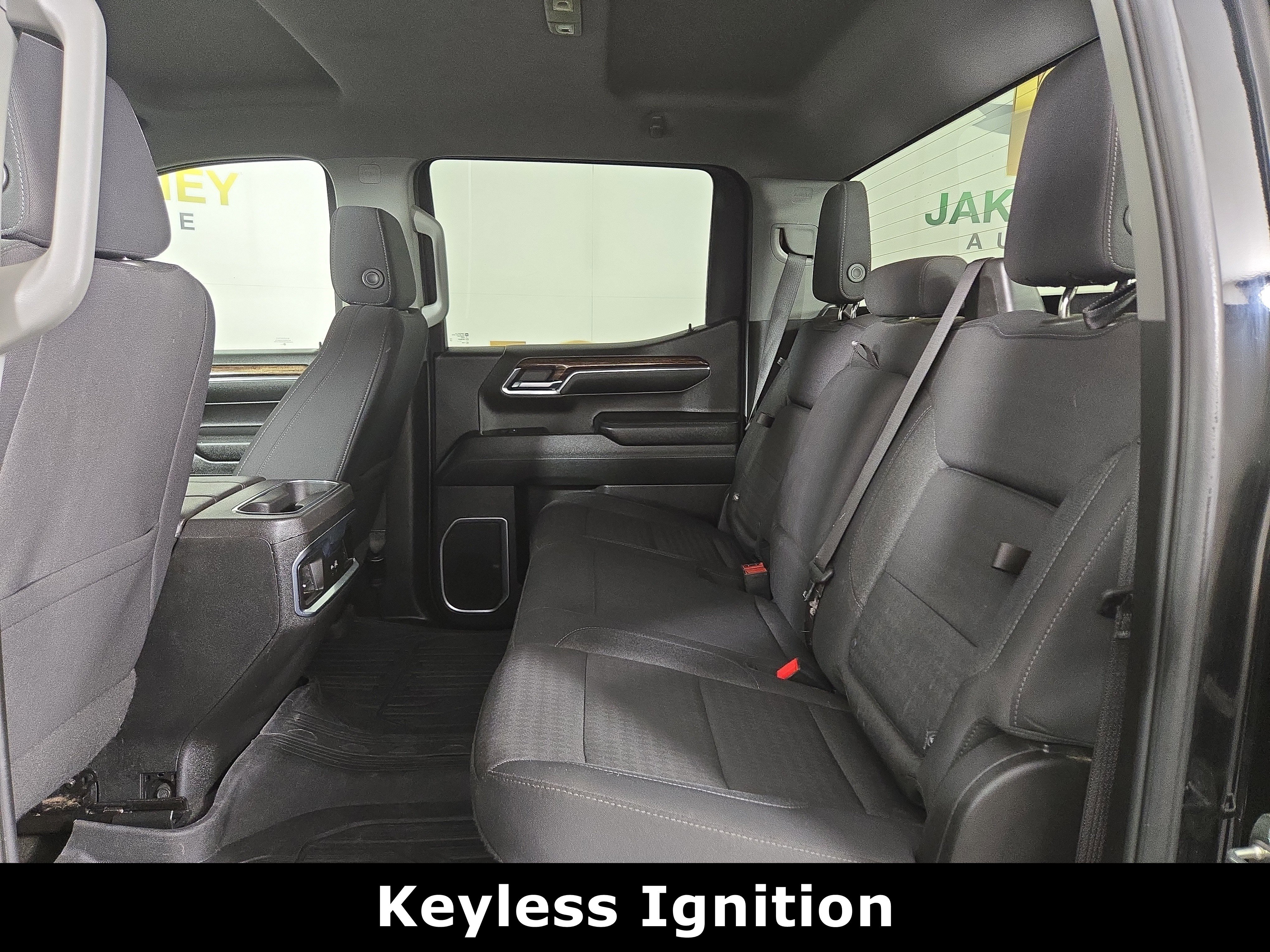 Certified 2024 GMC Sierra 1500 Elevation w/ LPO, Elevation Black Package AWD/4WD image 12