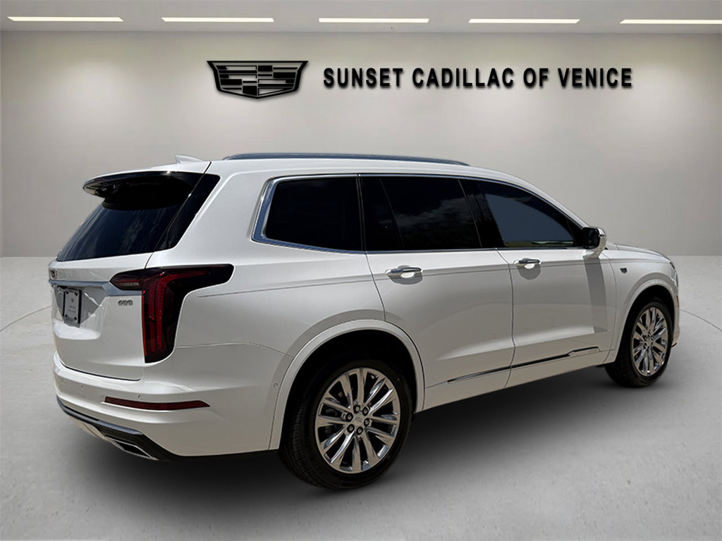 Certified 2023 Cadillac XT6 Premium Luxury w/ Platinum Package FWD image 3