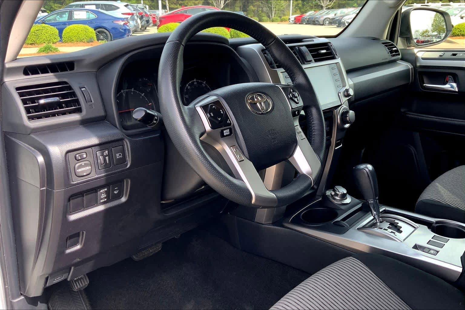 Used 2024 Toyota 4Runner SR5 AWD/4WD image 17